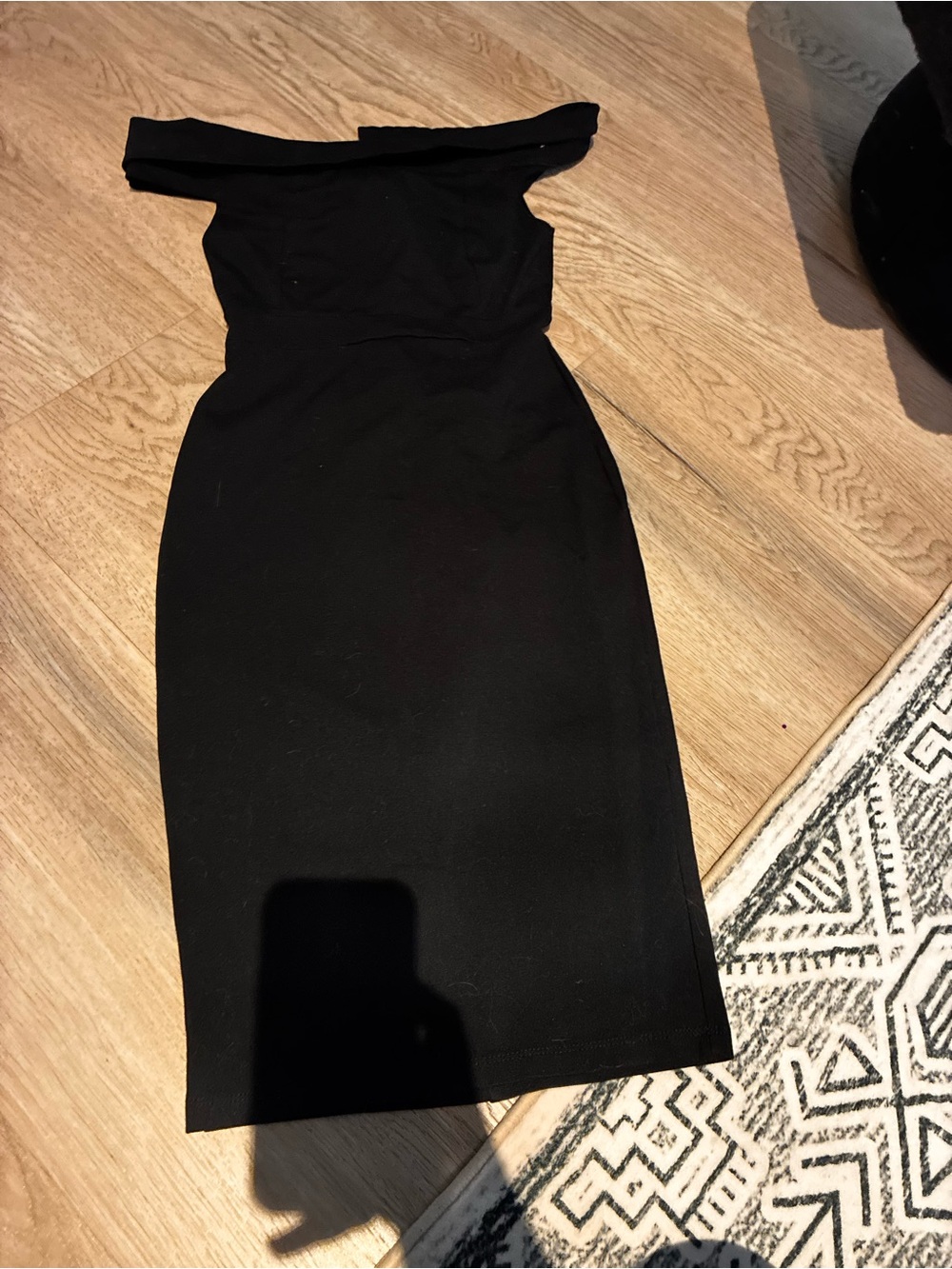Elegant Black One-Shoulder Bodycon Dress